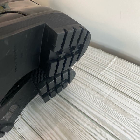 Tory Burch Miller 50mm Shearling Patent Booties size 5 NWOT - Picture 7 of 12